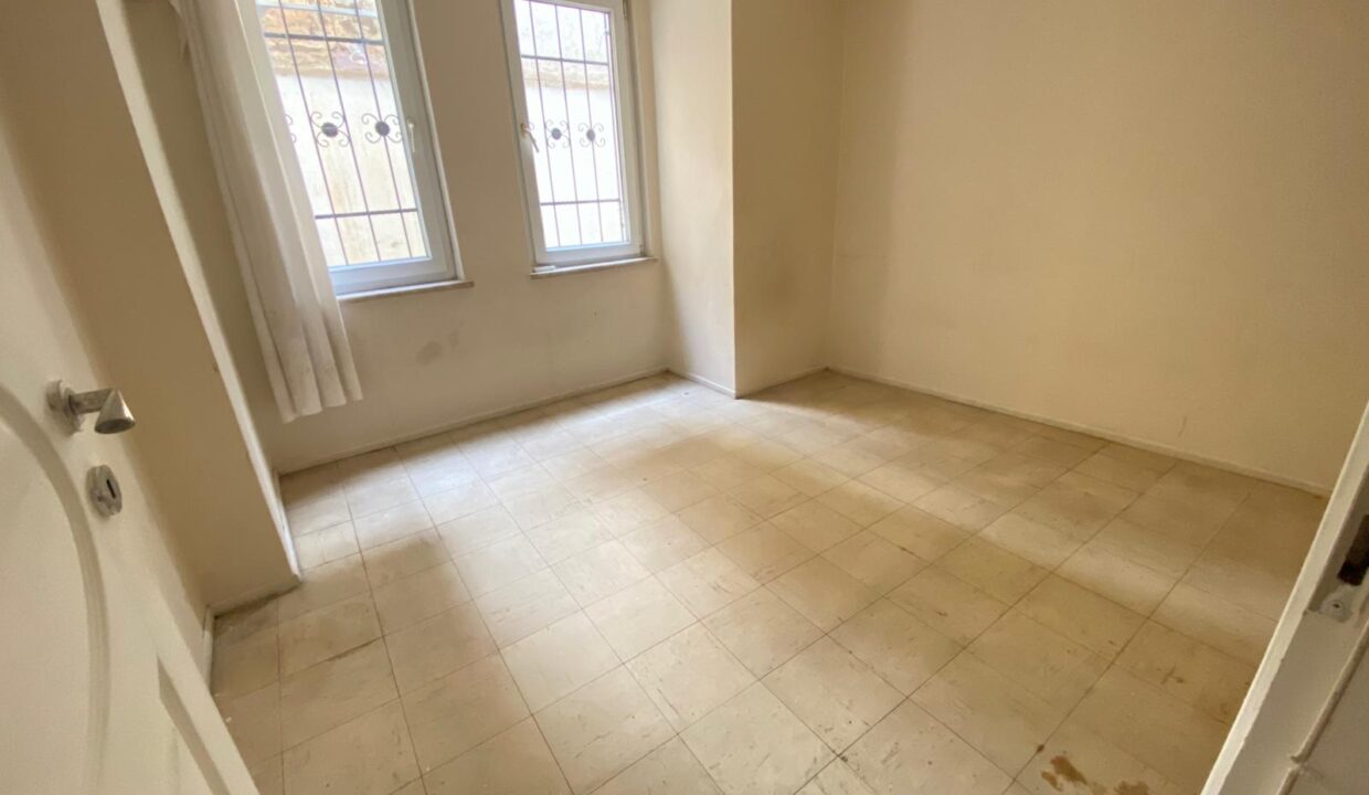 WhatsApp Image 2025-11-19 at 13.32.00(1)